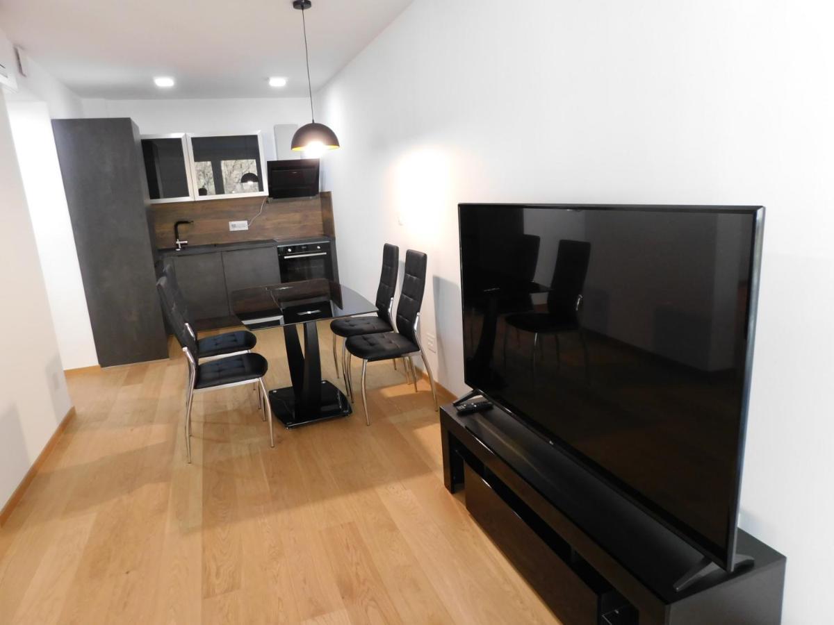 Ideal Ljubljana Homebase Esterno foto