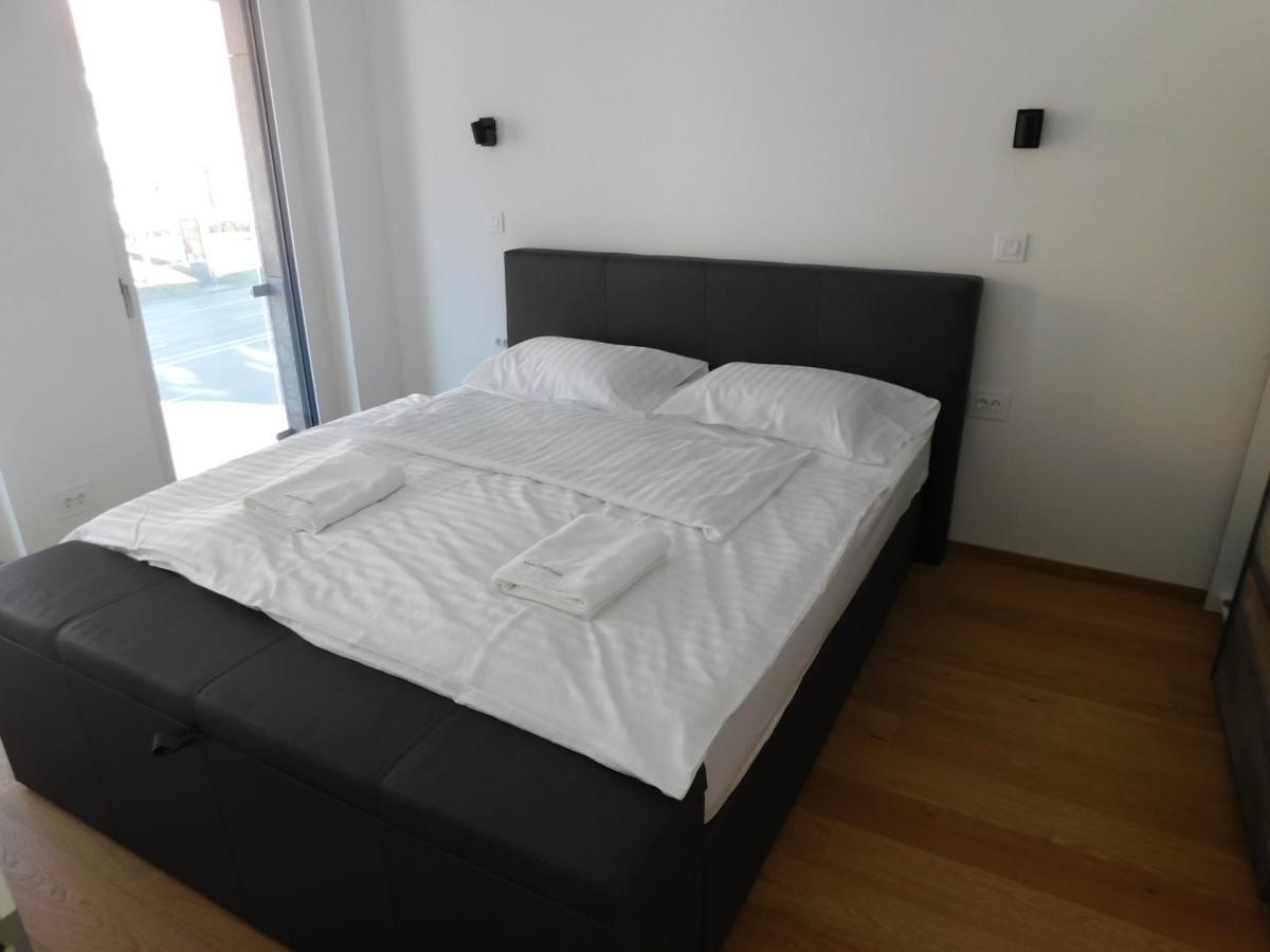 Ideal Ljubljana Homebase Esterno foto